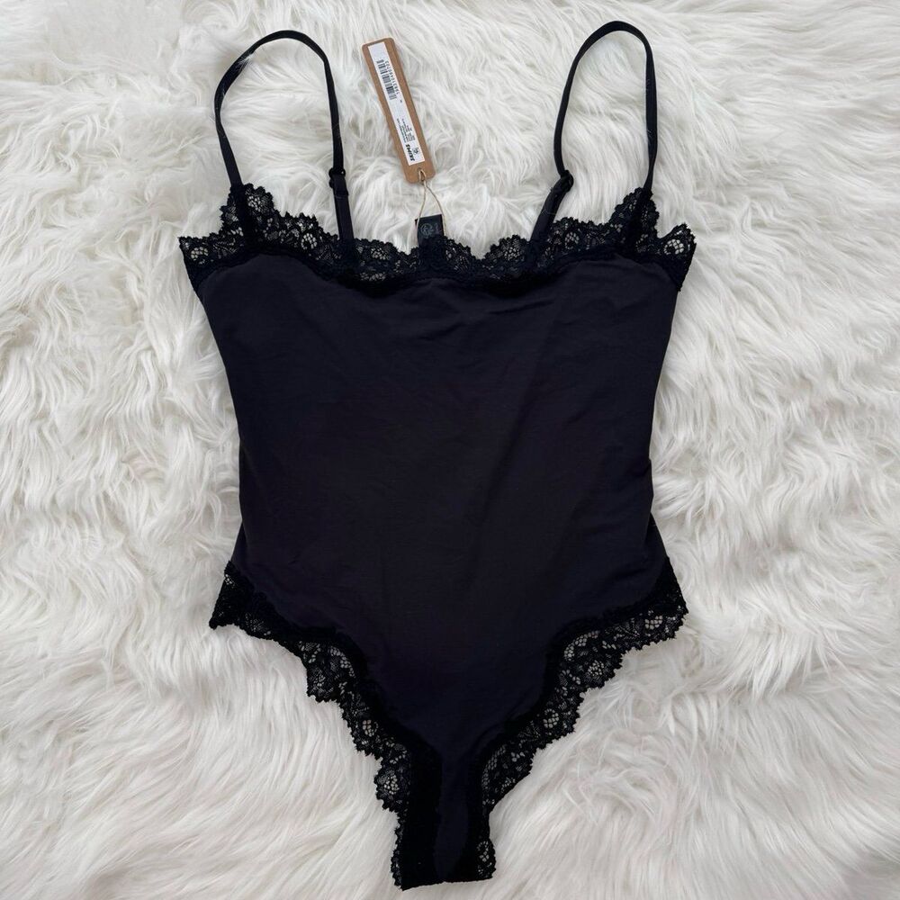 Skims Fits Everybody Lace Cami Bodysuit Onyx Size XS